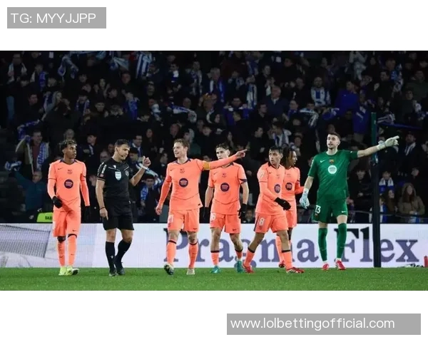 西甲激战那不勒斯3-0巴萨引发争议判罚全场沸腾