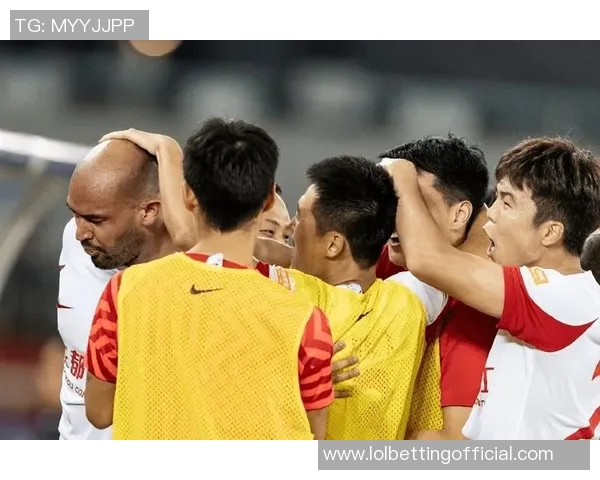 中超精彩对决波尔图3-0战胜尤文图斯帽子戏法引发全场狂欢